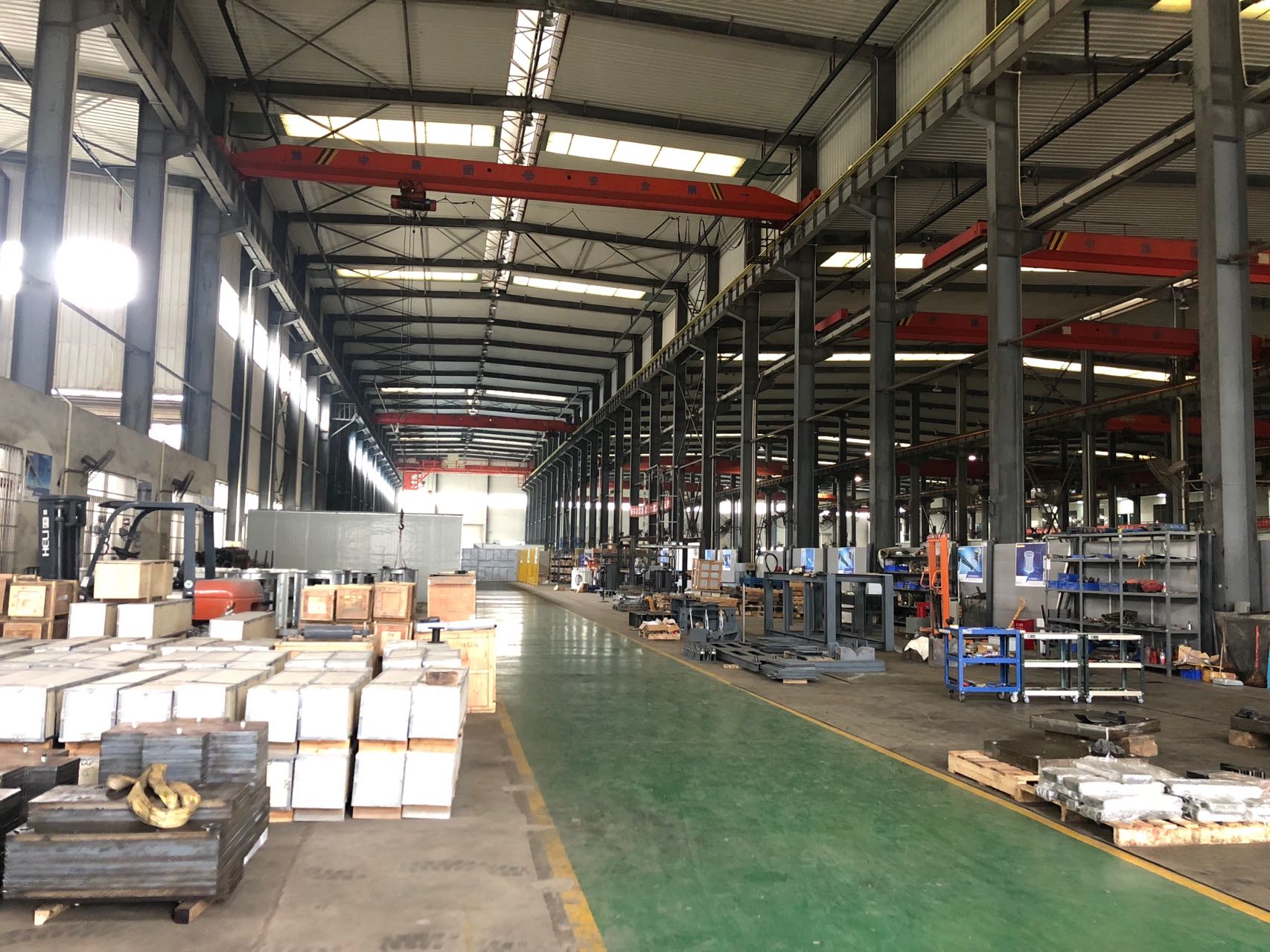2018年1月，自建工廠投入使用，開始組建生產(chǎn)團(tuán)隊